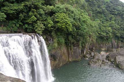 Shifen Waterfall